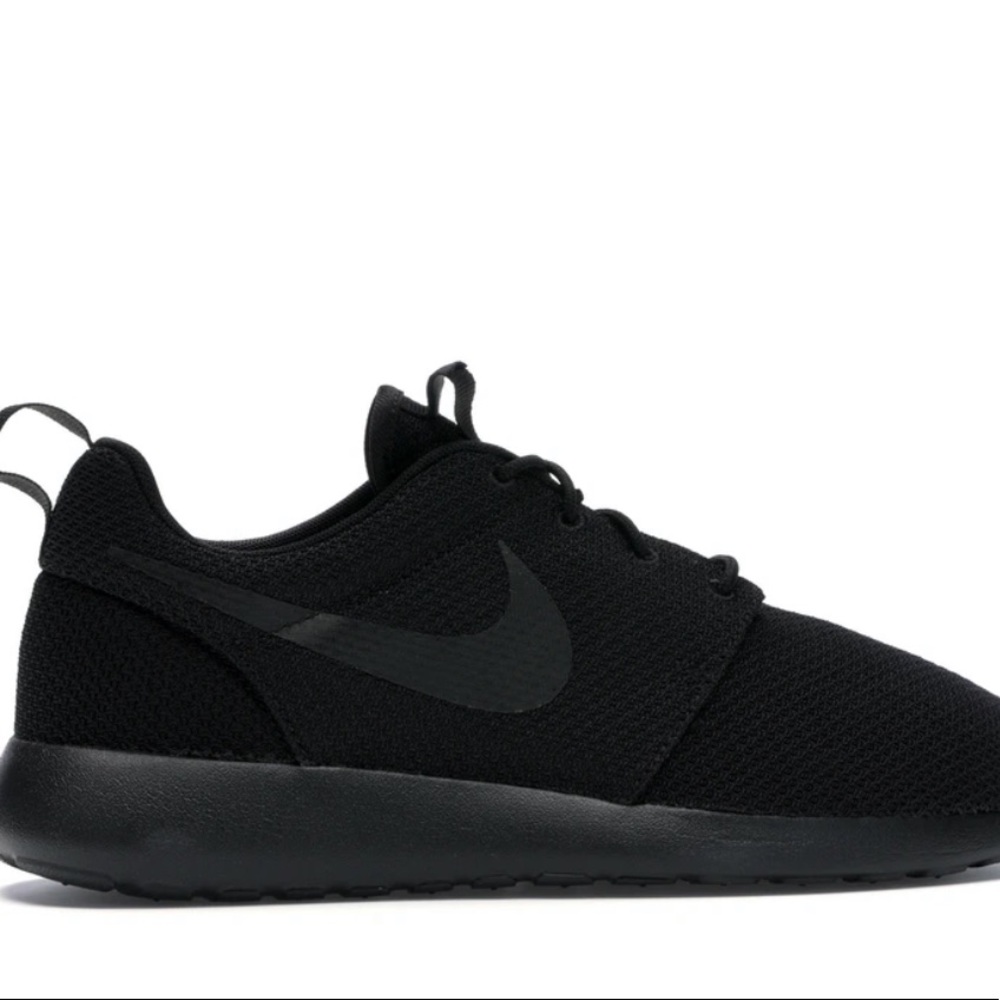 Nike Roshe Triple Black Running Shoes